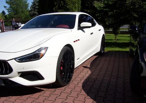 Maserati Ghibli cena 178000 przebieg: 63000, rok produkcji 2018 z Lublin małe 232